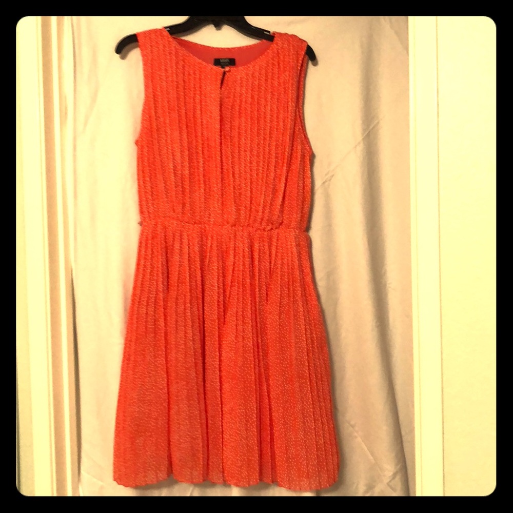 Petite Sleeveless pleated dress-  MSK